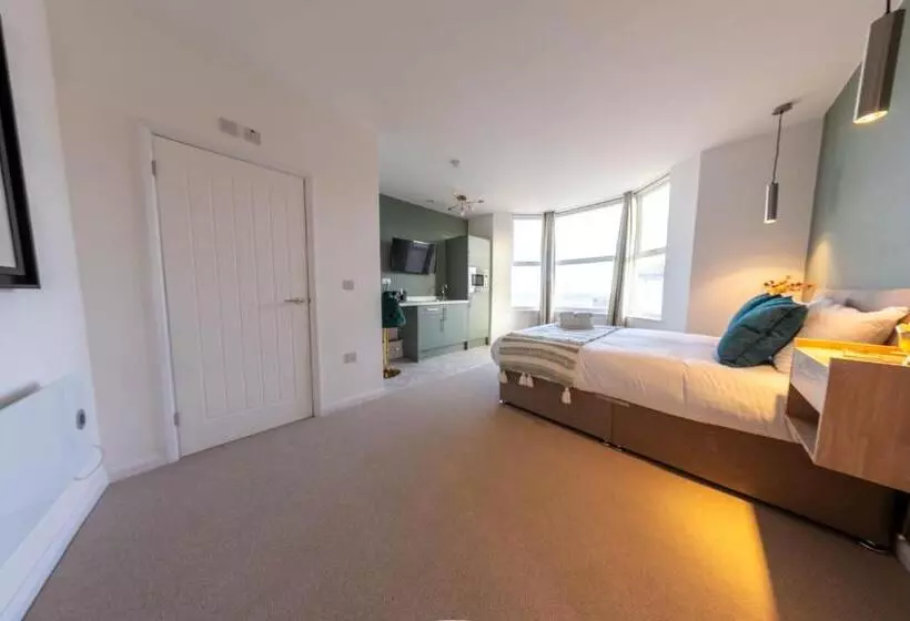 Bowles Aparthotel By Yoko Property
