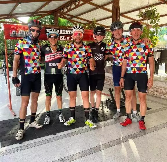 El Hotel De Los Ciclistas