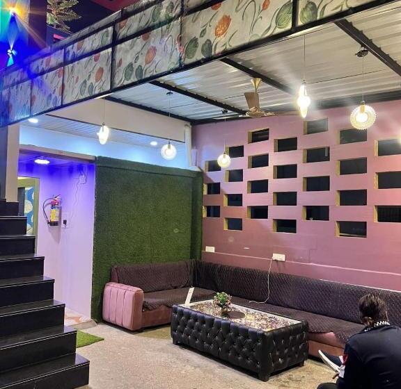 هتل Ashok Vatika Guest House