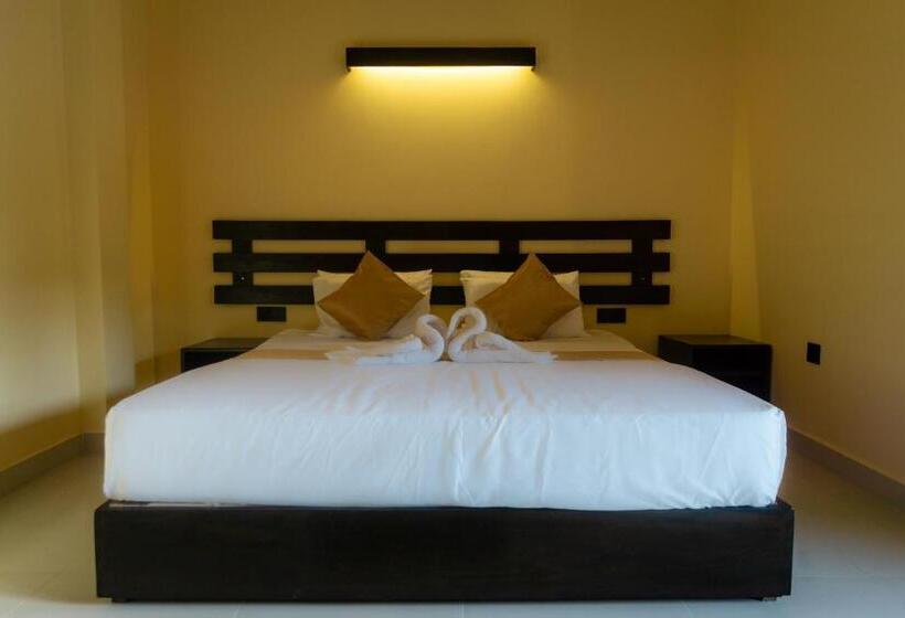 ホテル Charlie Breeze