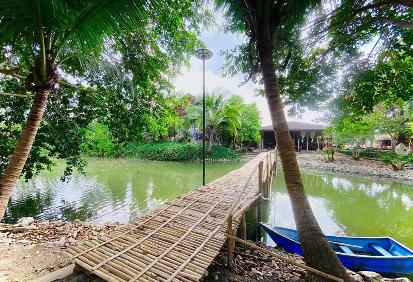 ホテル Pine Valley Khaoyai