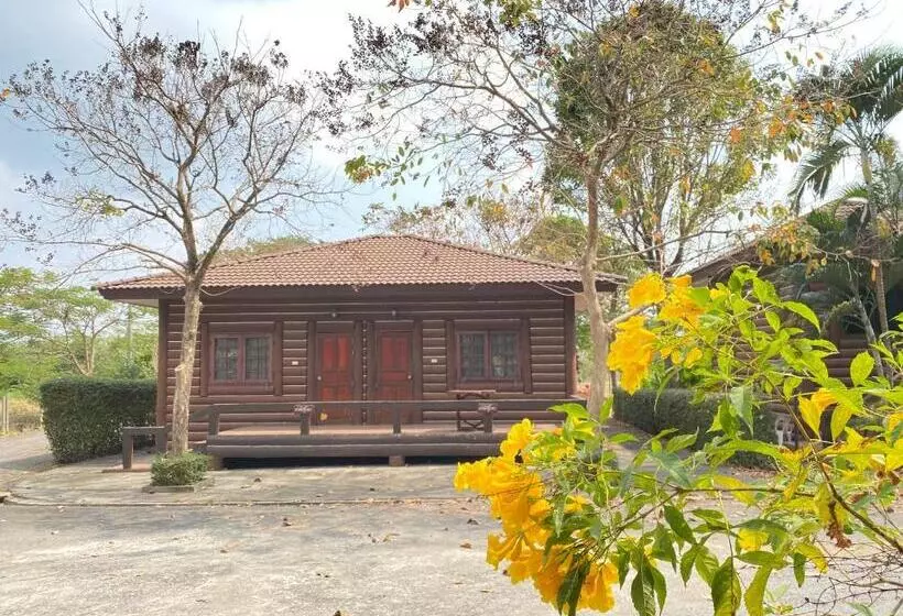 ホテル Pine Valley Khaoyai