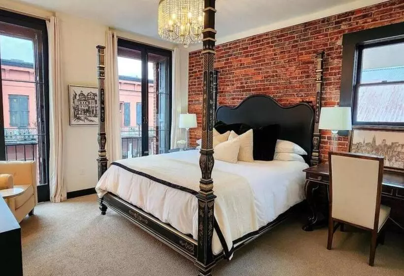 Hotelli Speakeasy King Suite