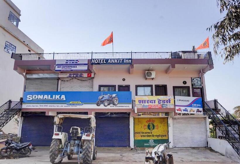 Oyo Hotel Ankit Inn