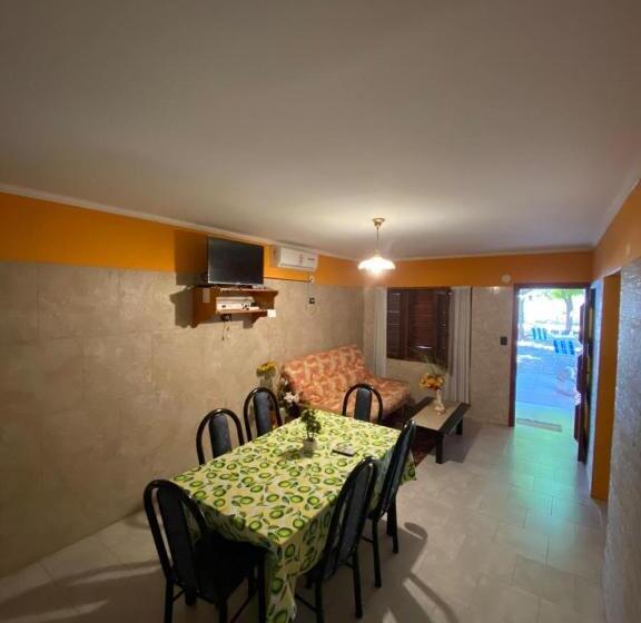 פנסיון El Rincon De Clarita