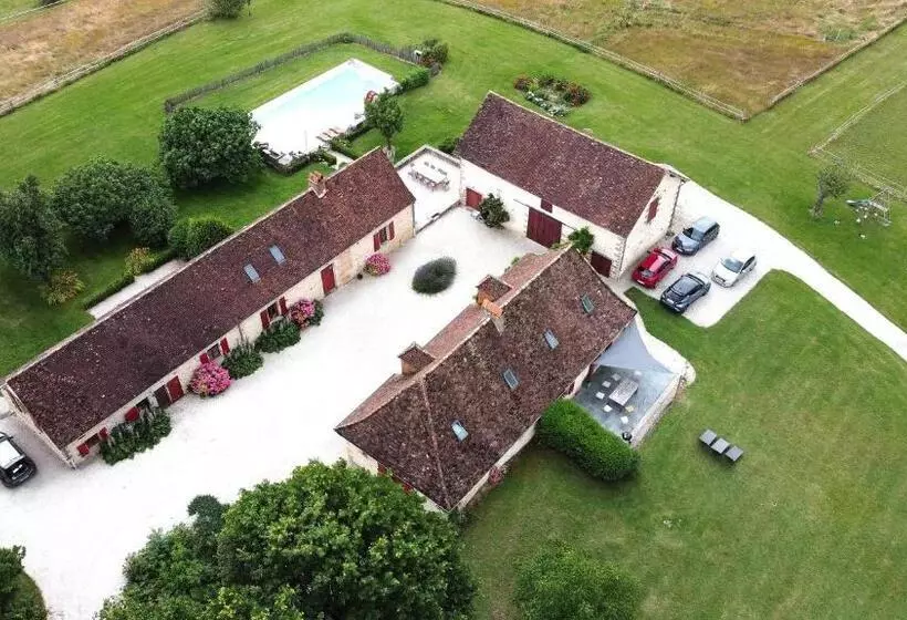 ペンション La Sautie