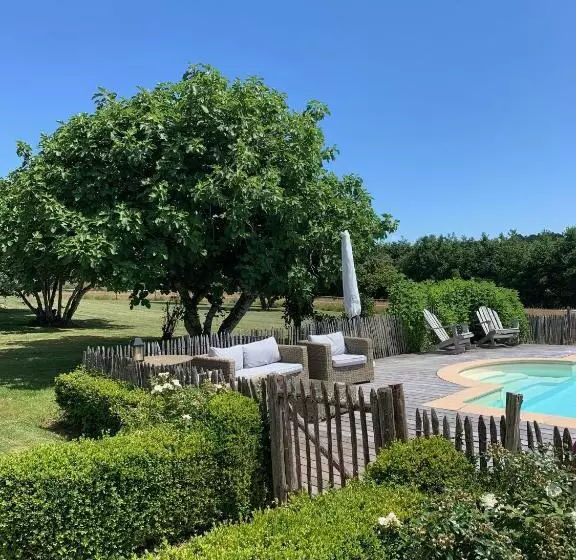 ペンション La Sautie