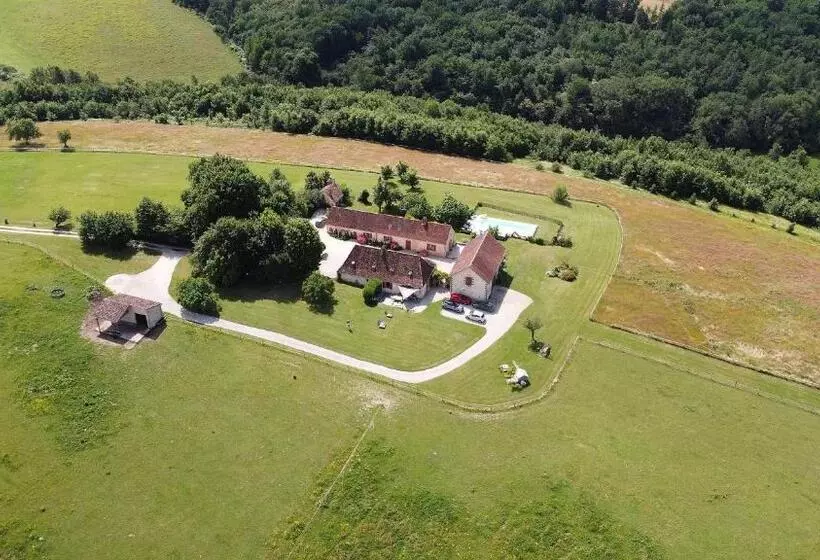 ペンション La Sautie