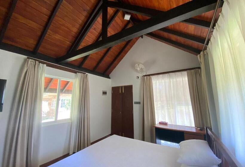 بنسيون Peacock Garden By Nature Hideout Mirissa