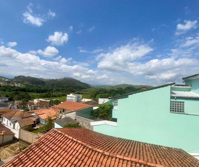 ペンション Pousada Sagrada Familia