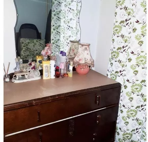 Majatalo Private Annex, Little Flat, Private Entrance