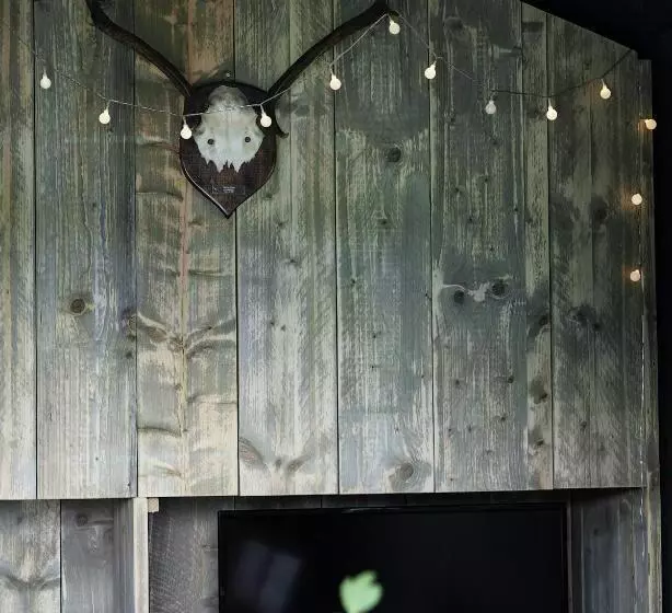 Majatalo Sandringham Safari Tent Lodge