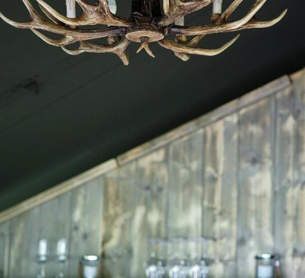 Пансион Sandringham Safari Tent Lodge