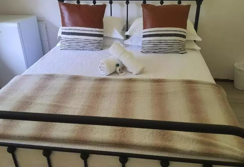 پانسیون Secret Guest House