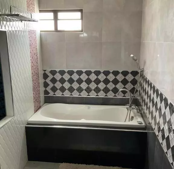 Aamiaismajoitus (B&B) Pamy Yoga Studio