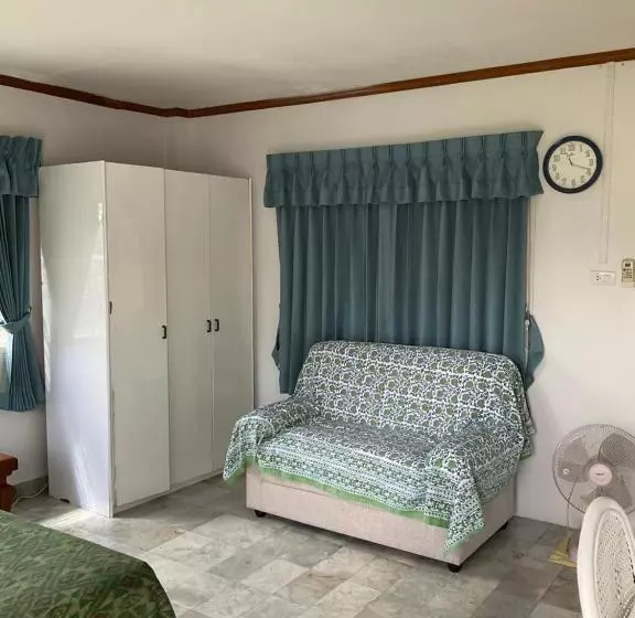 Aamiaismajoitus (B&B) Pamy Yoga Studio