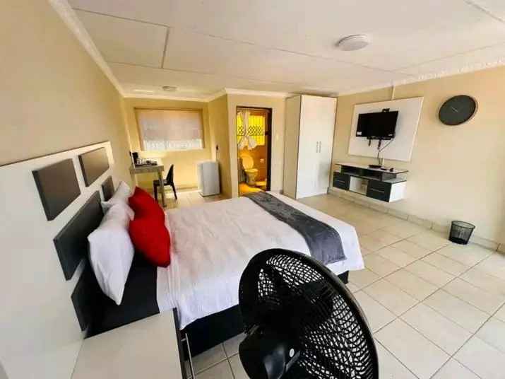 Aamiaismajoitus (B&B) Tshabelang Mountain View Lodge