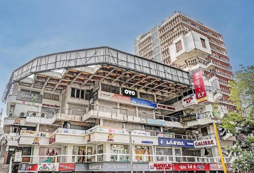 Collection O Hotel Kp