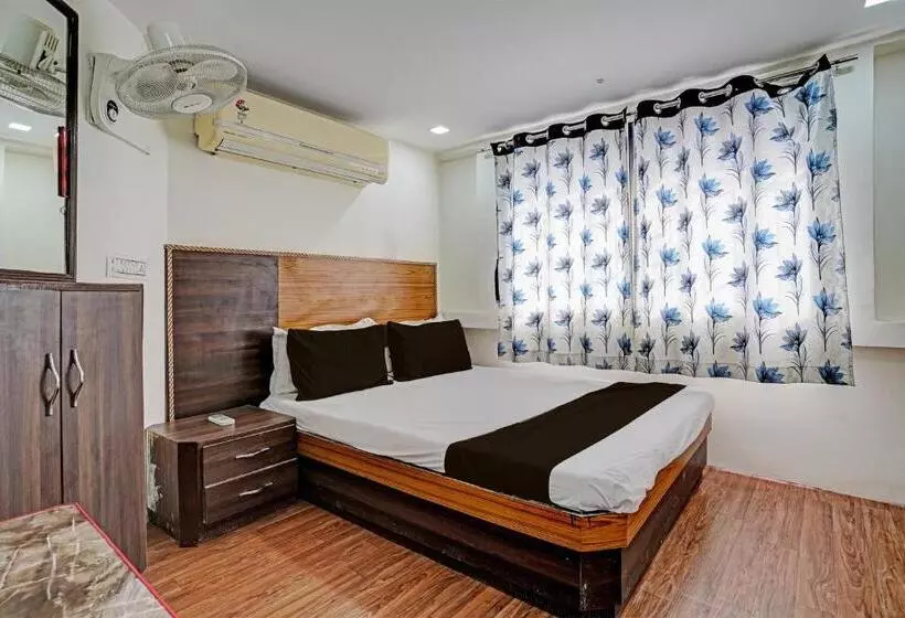 Collection O Hotel Kp
