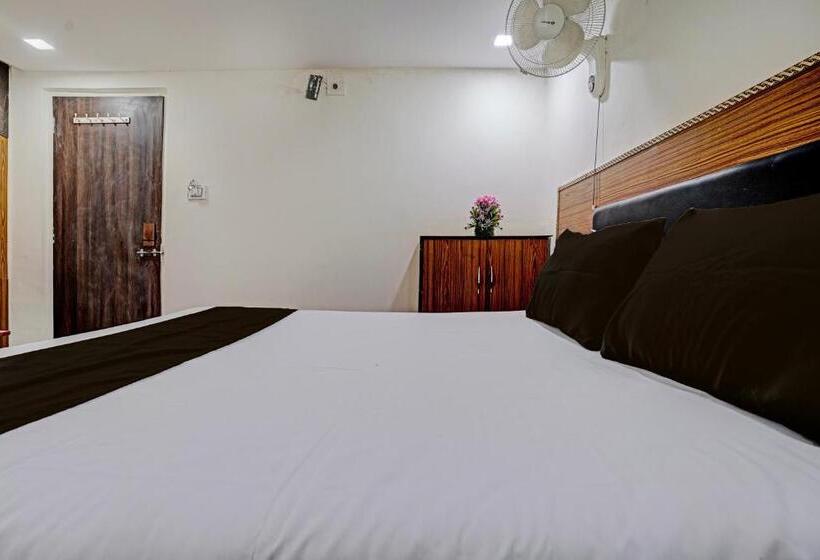 Collection O Hotel Kp