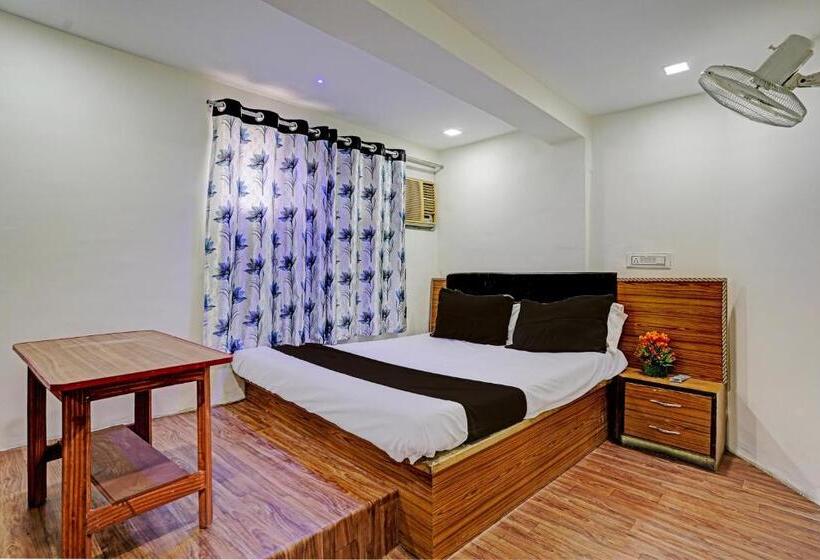 Collection O Hotel Kp