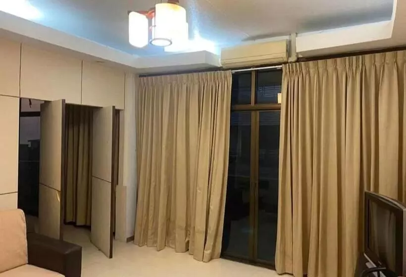 Hotelli Jomtien Seaside Guesthouse