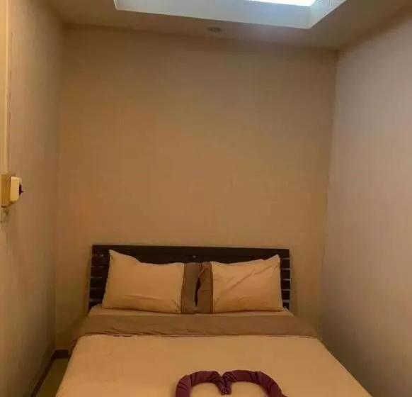 Hotelli Jomtien Seaside Guesthouse