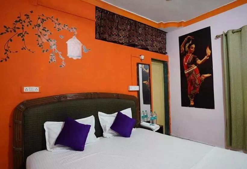 Hotelli Lata Sumant Resort
