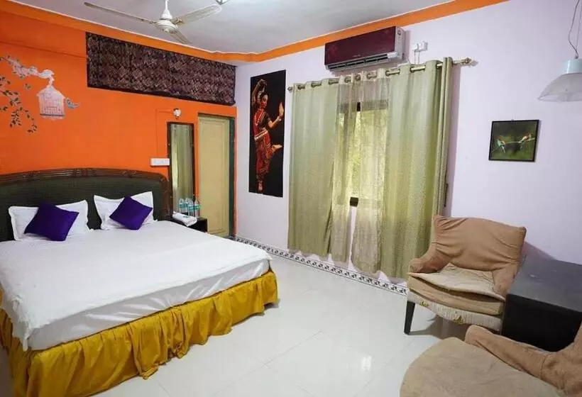 Hotelli Lata Sumant Resort