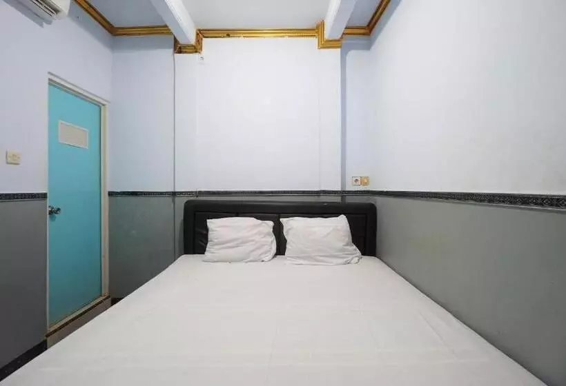 Hotelli Oyo 93628 Scorpion Guest House & Beach