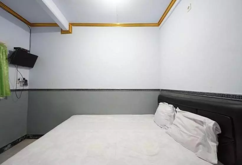 Hotelli Oyo 93628 Scorpion Guest House & Beach