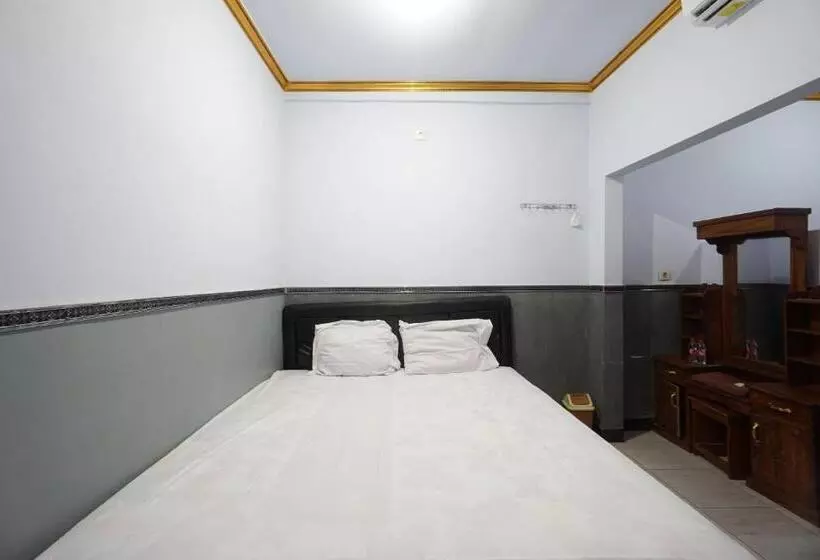 Hotelli Oyo 93628 Scorpion Guest House & Beach