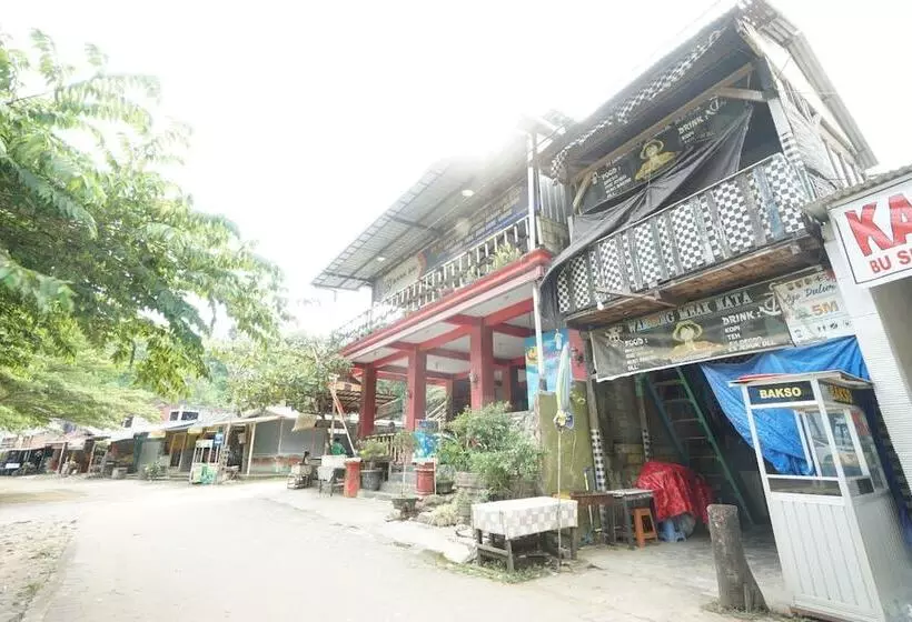 Hotelli Oyo 93628 Scorpion Guest House & Beach