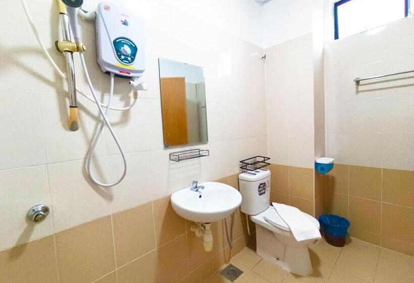 هتل Salaam Suites