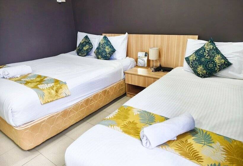 هتل Salaam Suites