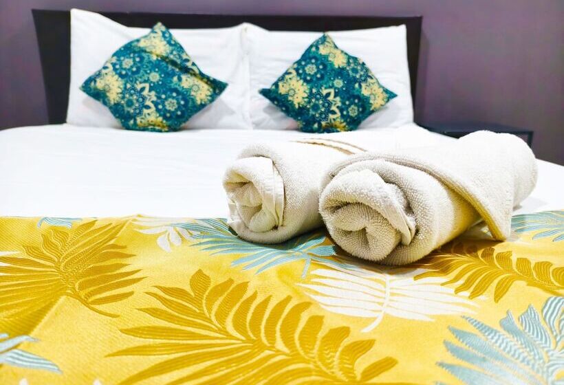 هتل Salaam Suites