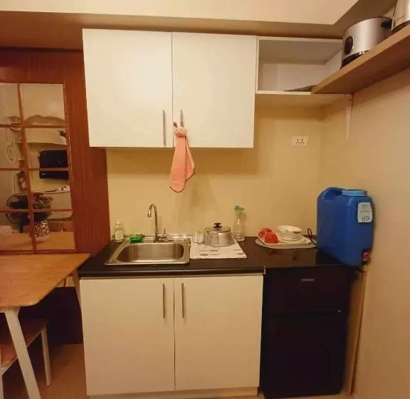 Avida Tower 3 L21 Staycation Rm 117