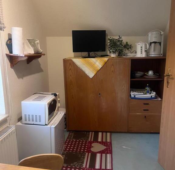 Пансион Einzelzimmer Obergeschoss