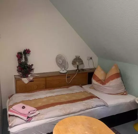 ペンション Einzelzimmer Obergeschoss