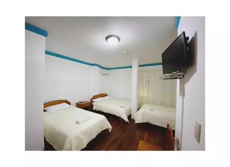 پانسیون Emanuel Hostal