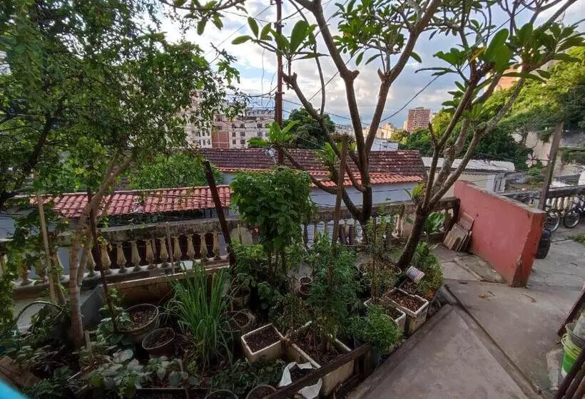 پانسیون Guattari House Santa Teresa