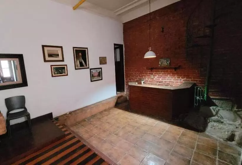 پانسیون Guattari House Santa Teresa