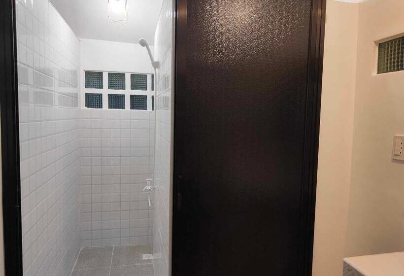 Pensión Ilamilia Hope Guest House