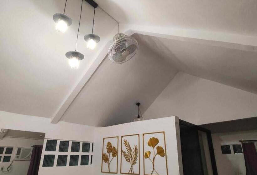 Pensión Ilamilia Hope Guest House