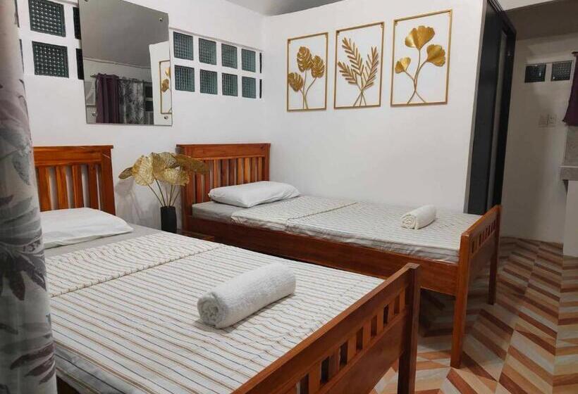 Pensión Ilamilia Hope Guest House