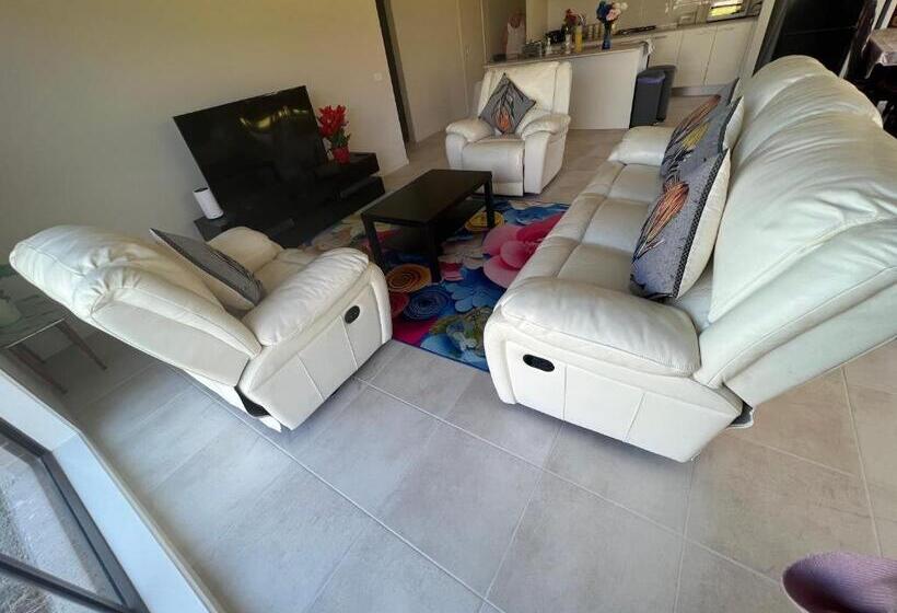 פנסיון Paradise Pavilion Hide Away