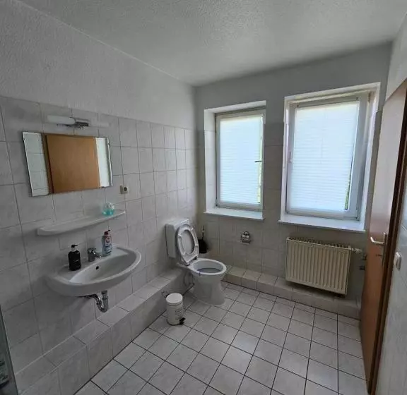 ペンション Private Room With Private Bathroom