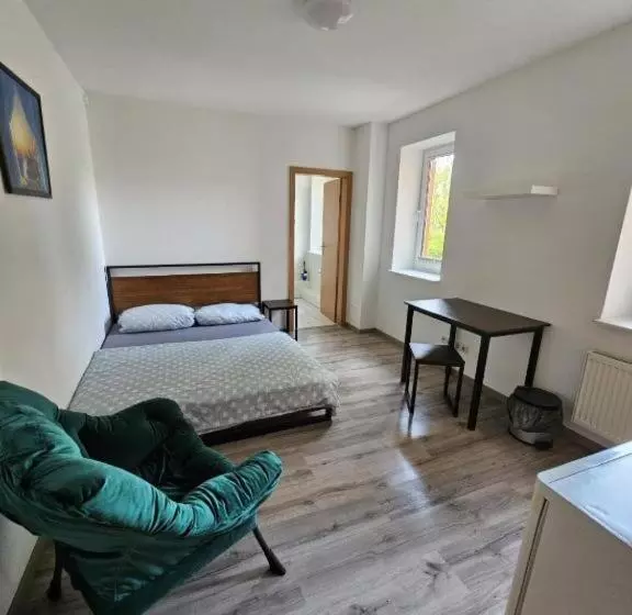 ペンション Private Room With Private Bathroom