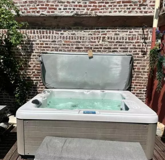 پانسیون Studio Indépendant Et Calme Avec Jacuzzi à Lille