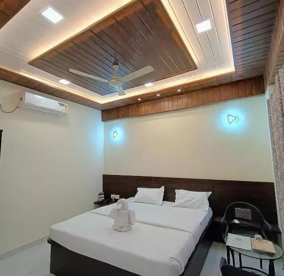 Royal Breeze Resort